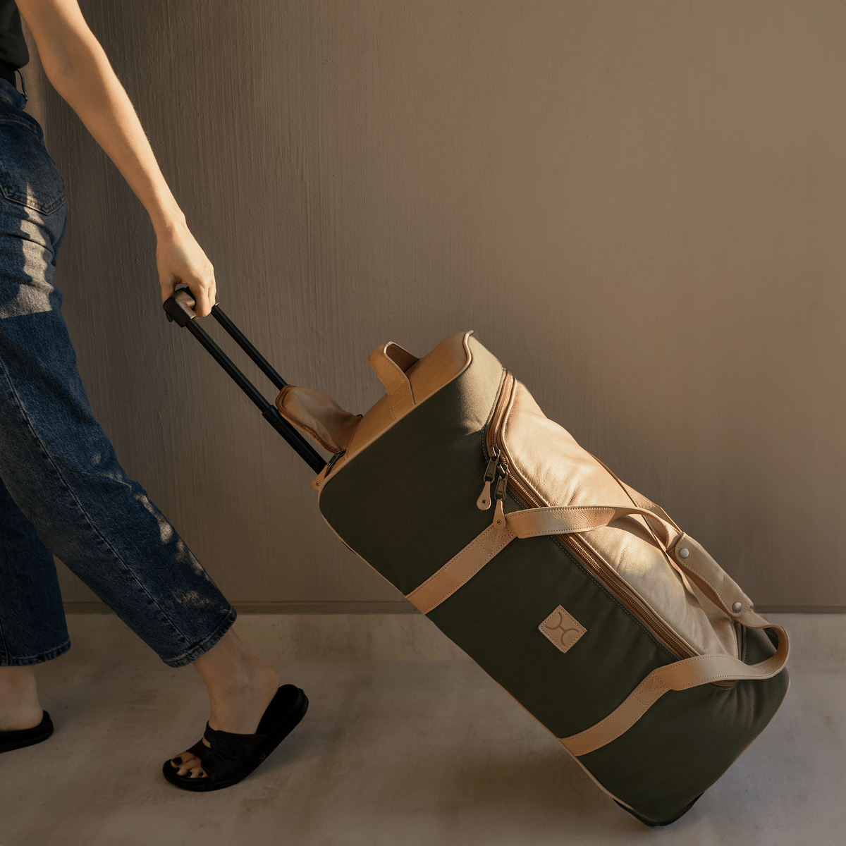 バッグ PRY Front Zip Travel Bag [PU Canvas] Front Zip Travel Bag [PU Canvas] – PRY