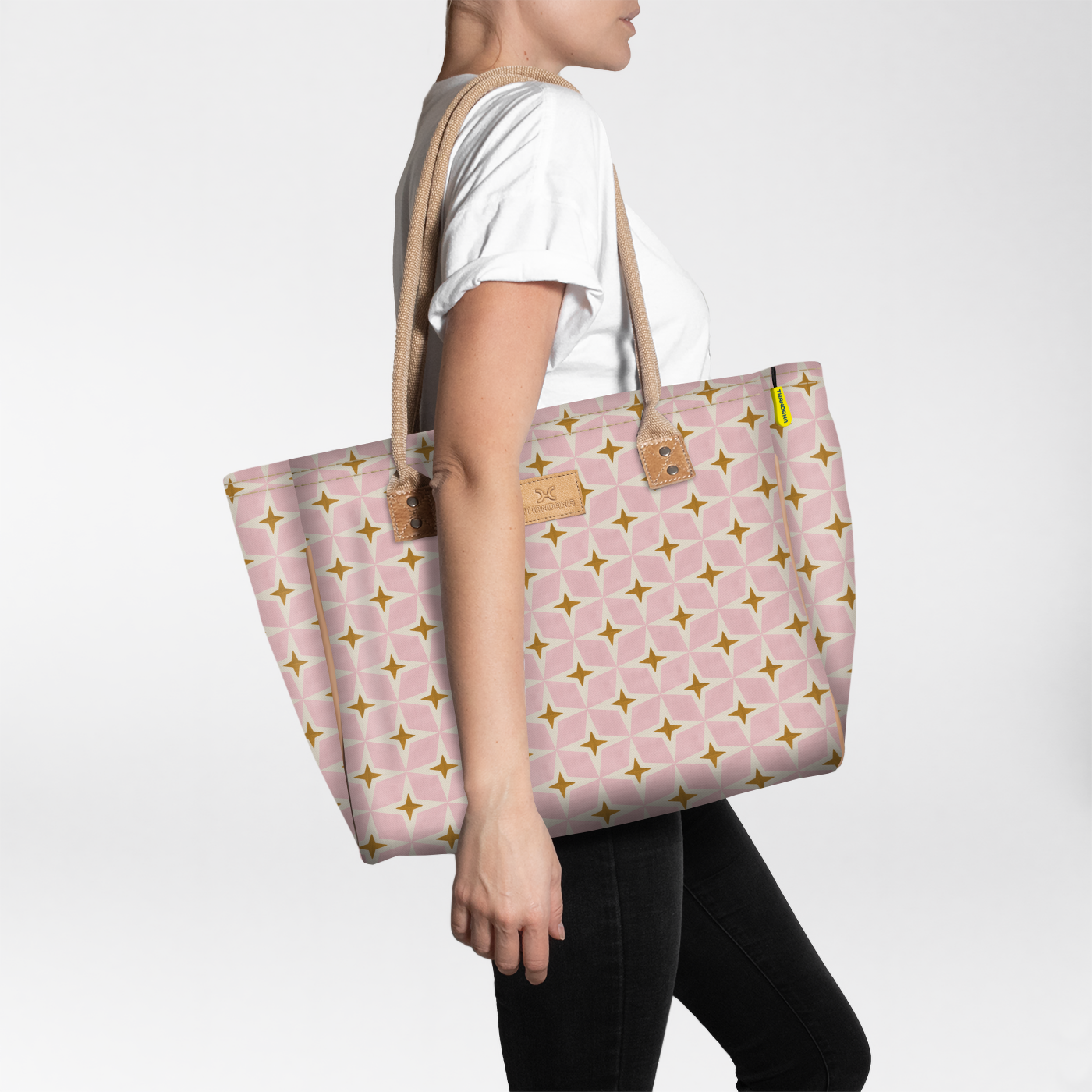 Beach Bag Medium | Laminated Fabric