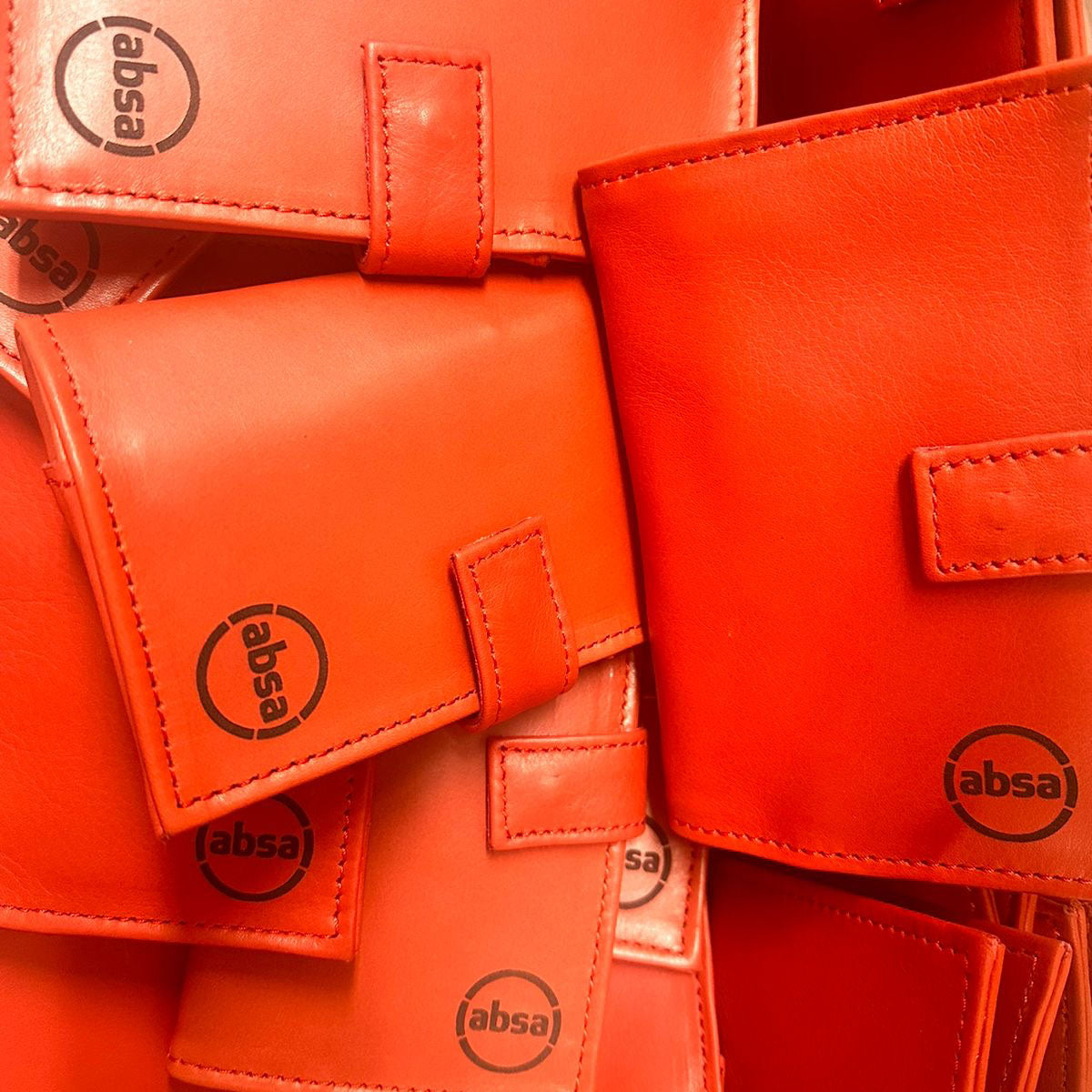 Large Travel Wallet | Genuine Leather | Corporate