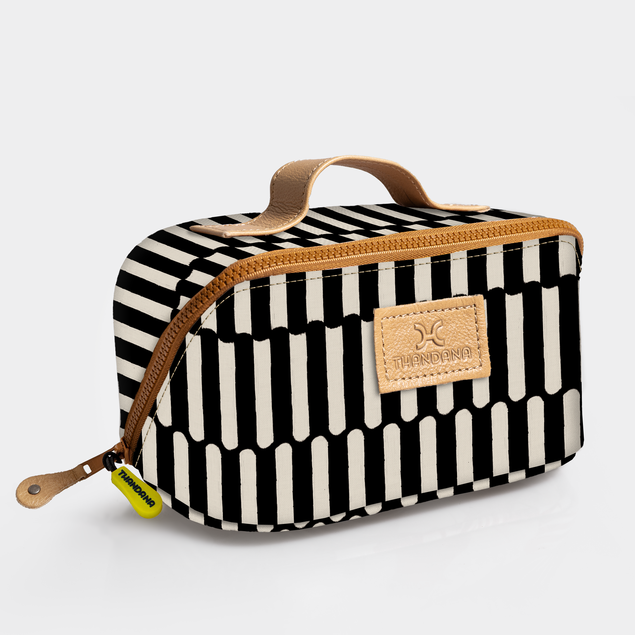 Side Mouth Vanity Bag | Laminated Fabric with Genuine Leather