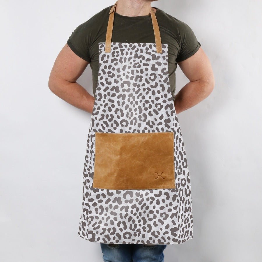 Apron | Laminated Fabric with Genuine Leather Pouch Cheetah - White Kitchen Apron by Thandana