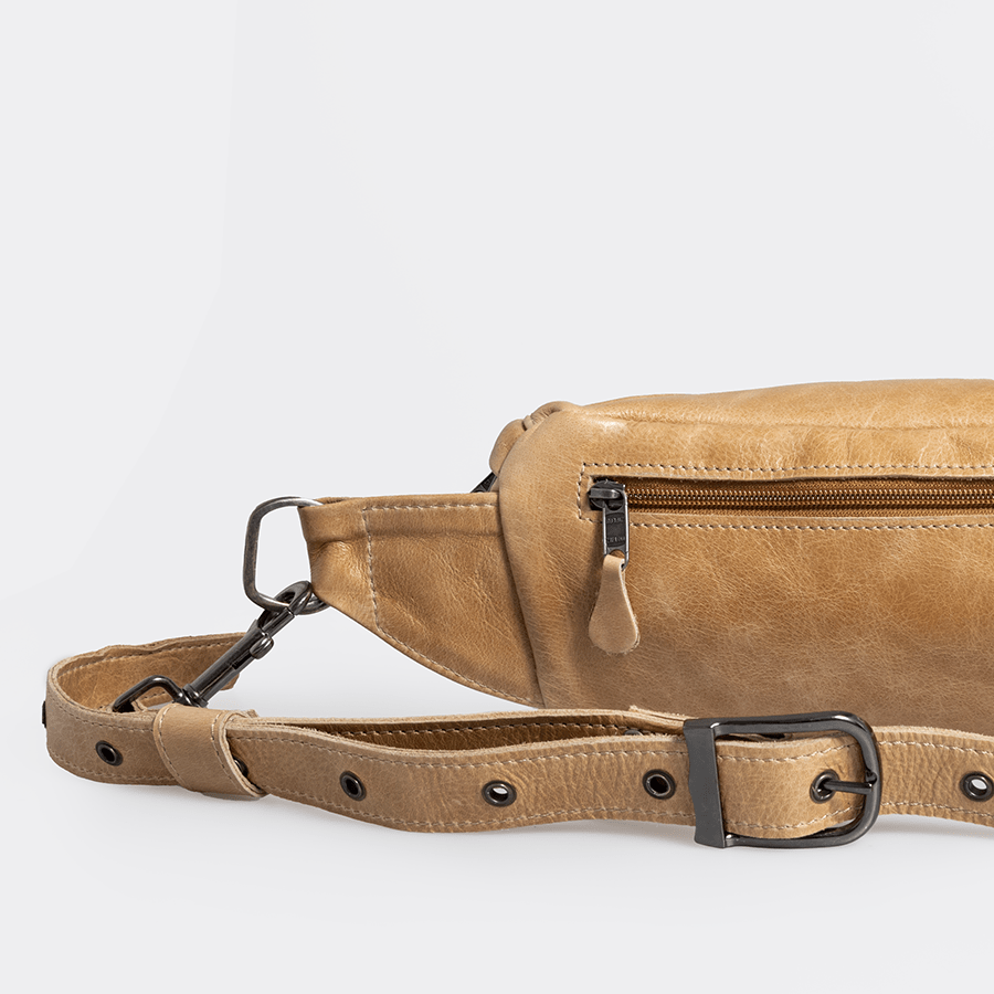 Ari Bumbag | Genuine Leather Handbag by Thandana