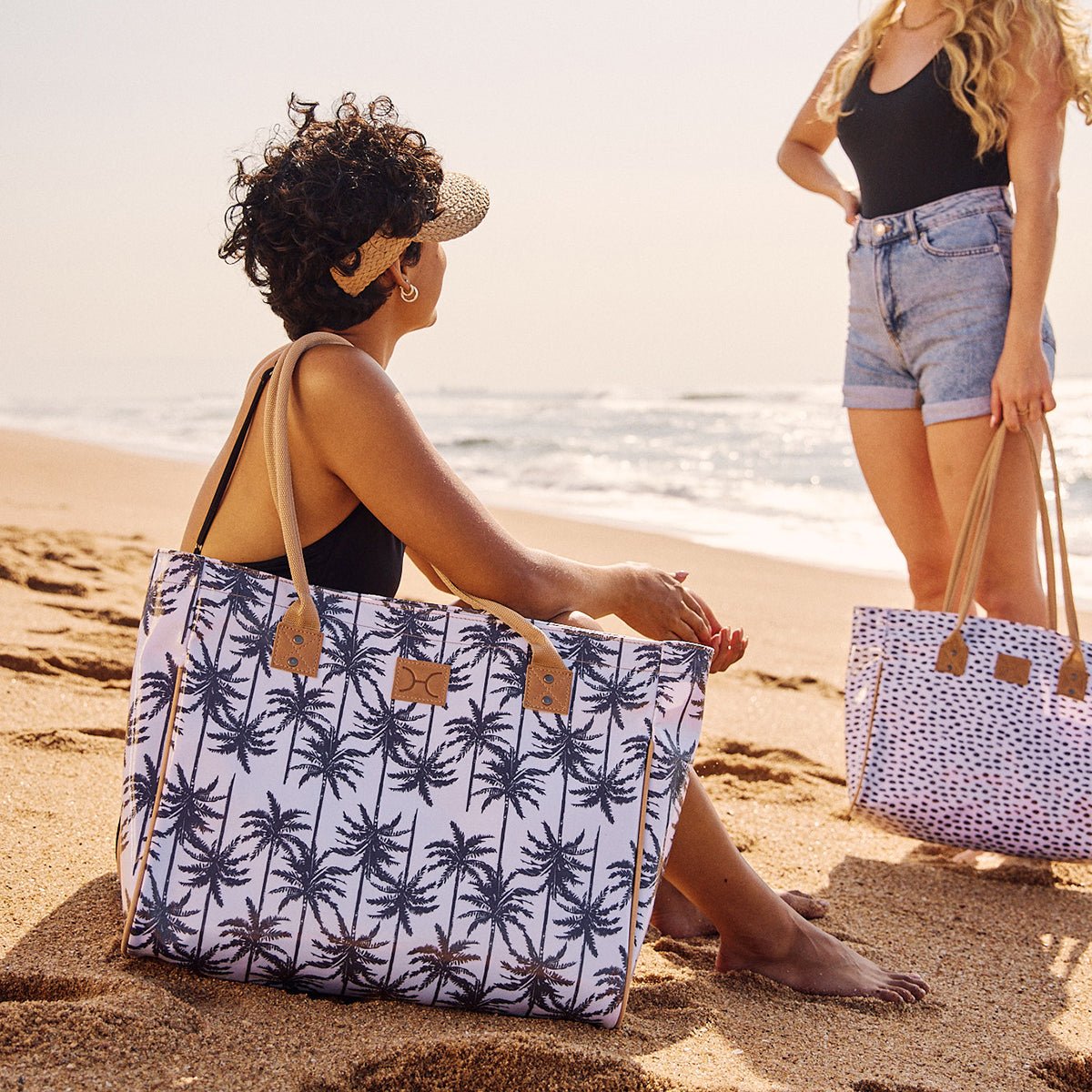 Beach Large Bag Laminated Fabric RTS - Thandana UK