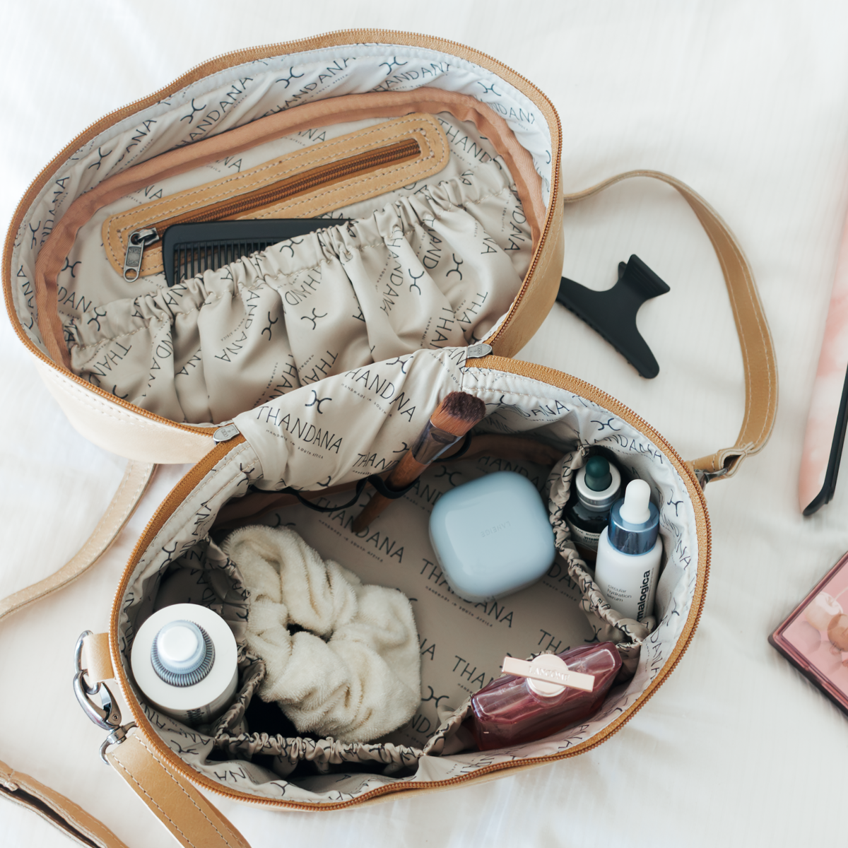 Bougie vanity beige | laminated fabric with genuine leather - vanity fabric