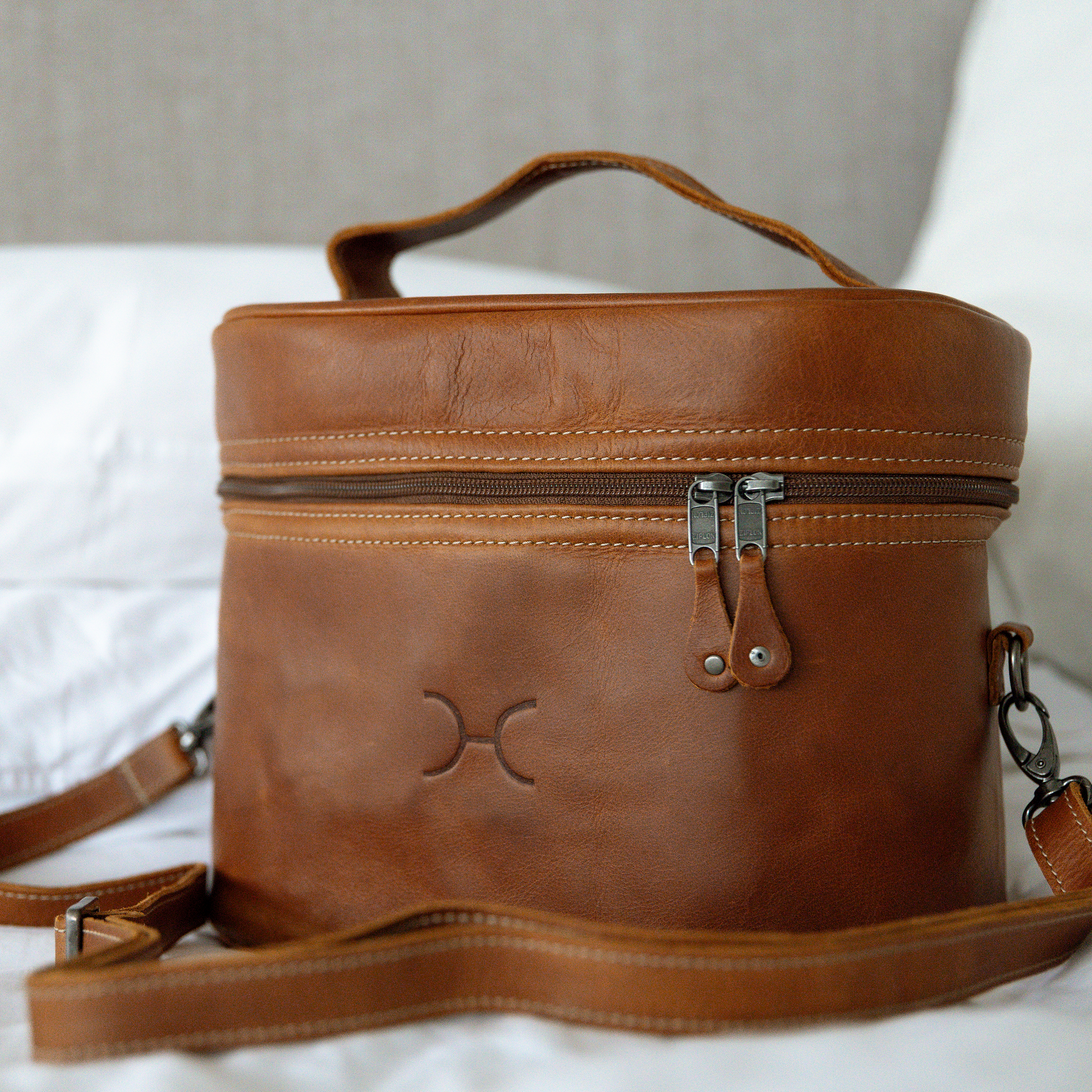 Bougie Vanity | Genuine Leather Vanity Bag by Thandana