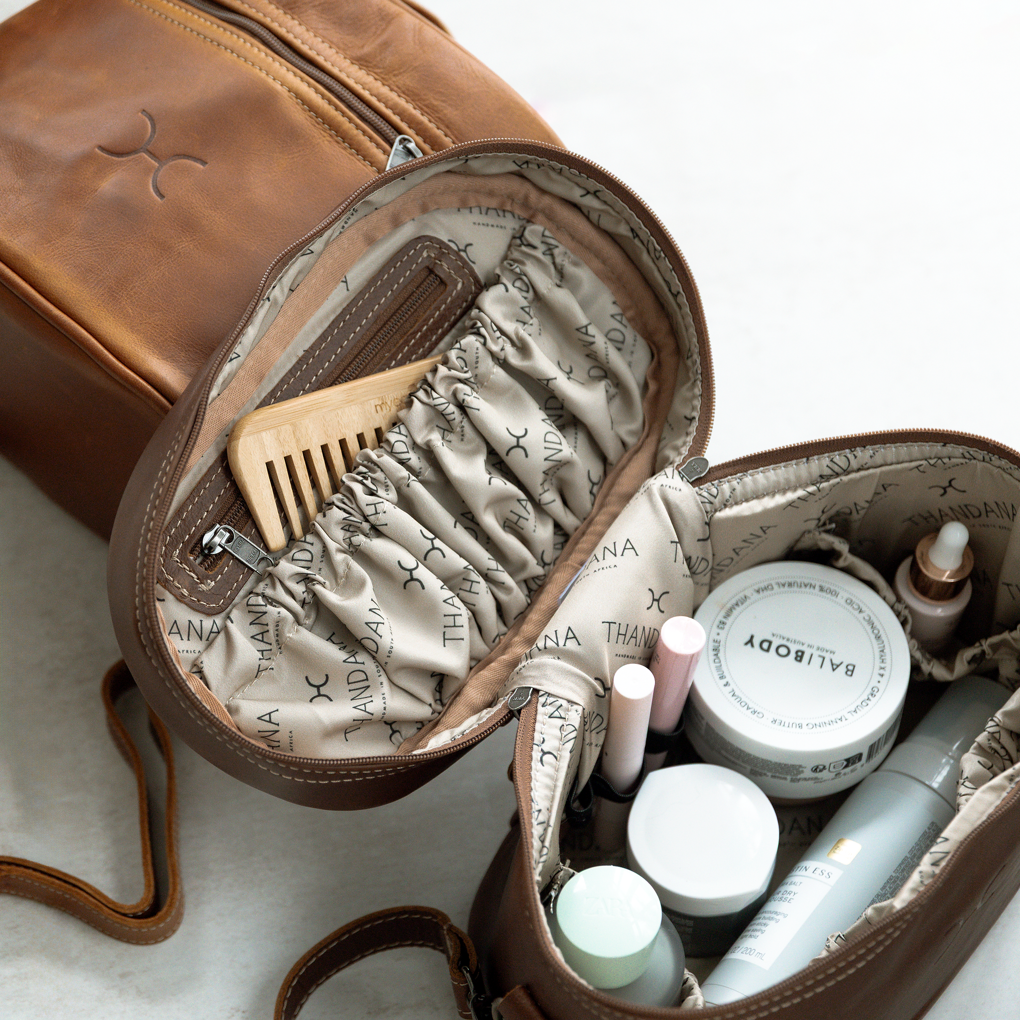 Bougie Vanity | Genuine Leather Vanity Bag by Thandana