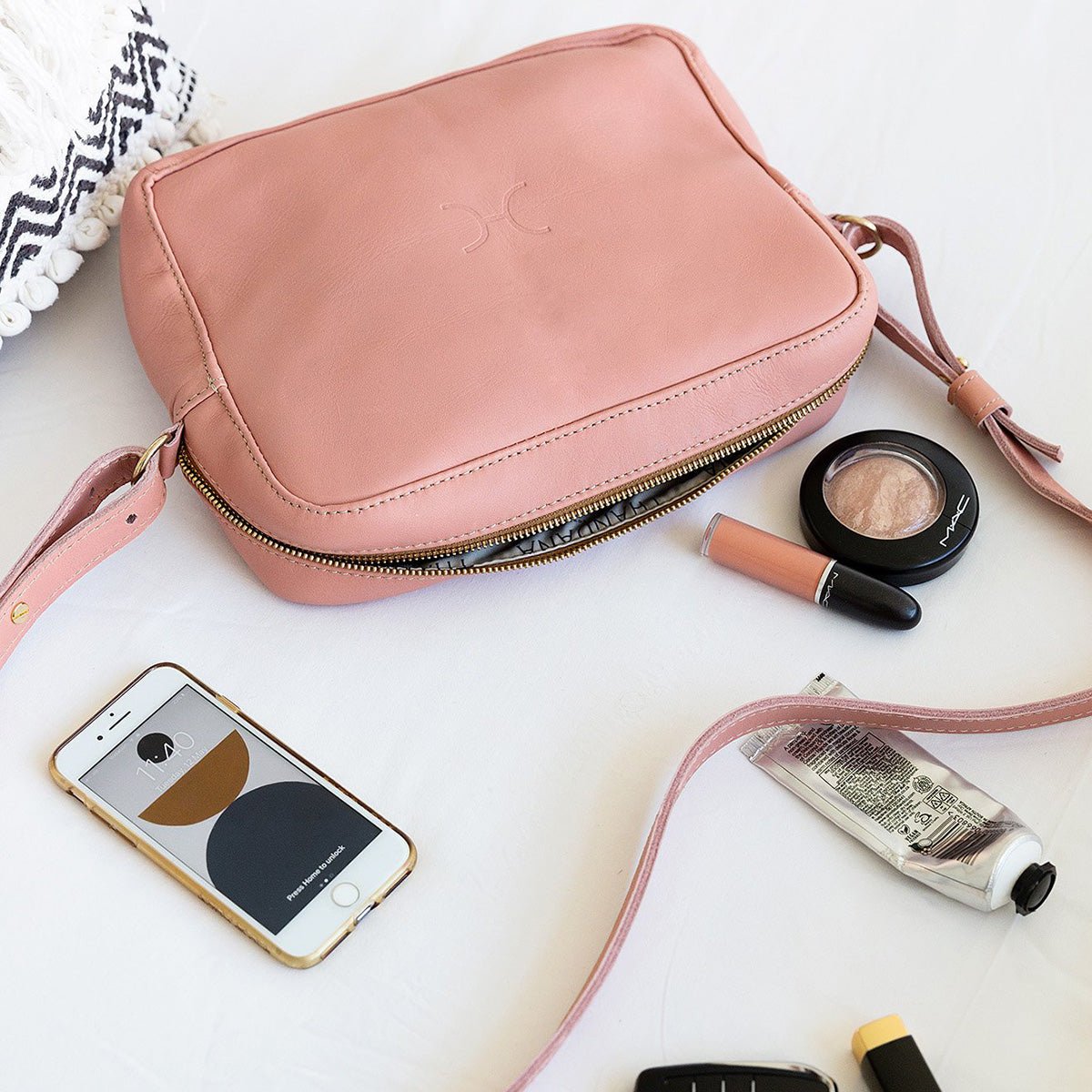 Boxy Handbag | Genuine Leather Handbag by Thandana