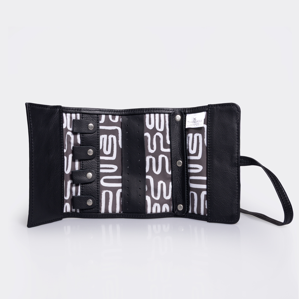 Jewellery Wrap | Genuine Leather Jewellery Wrap by Thandana