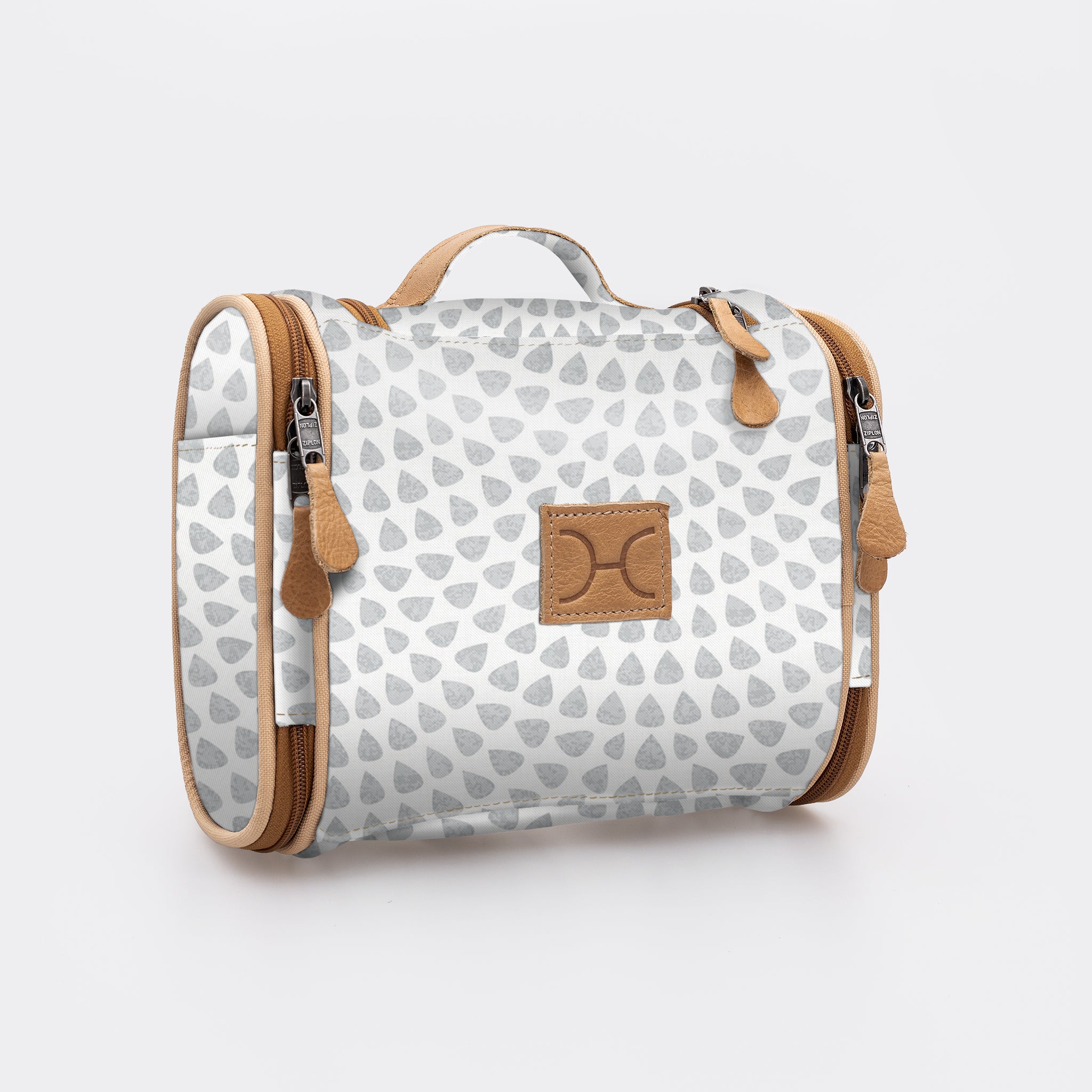 Kids Compact Travel Vanity | Laminated Fabric with Genuine Leather Scale Away with me - Moonstruck Vanity Fabric