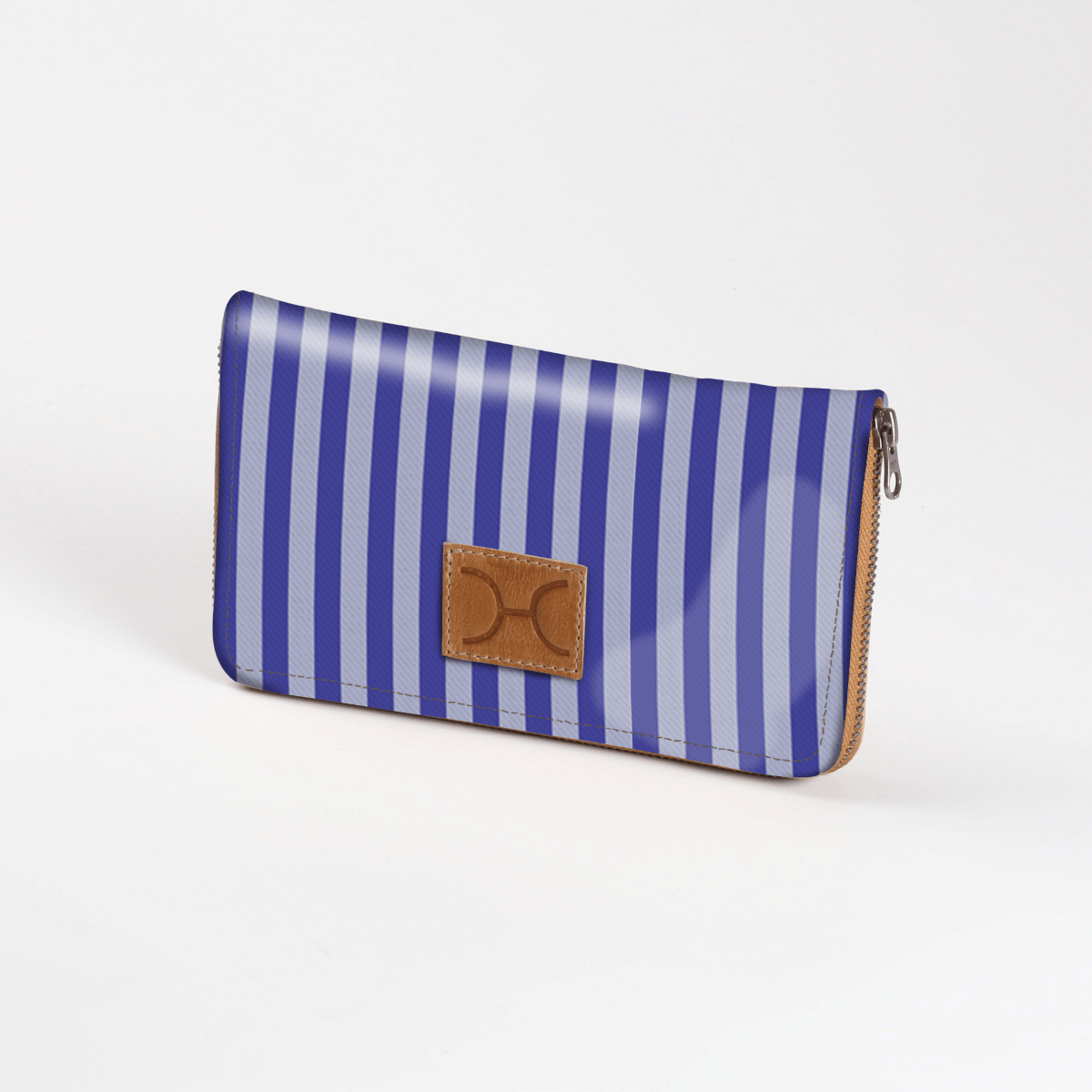 Kids Large Purse | Laminated Fabric with Genuine Leather Linear - Jet / Chunky Zip Ladies Large Wallet Fabric