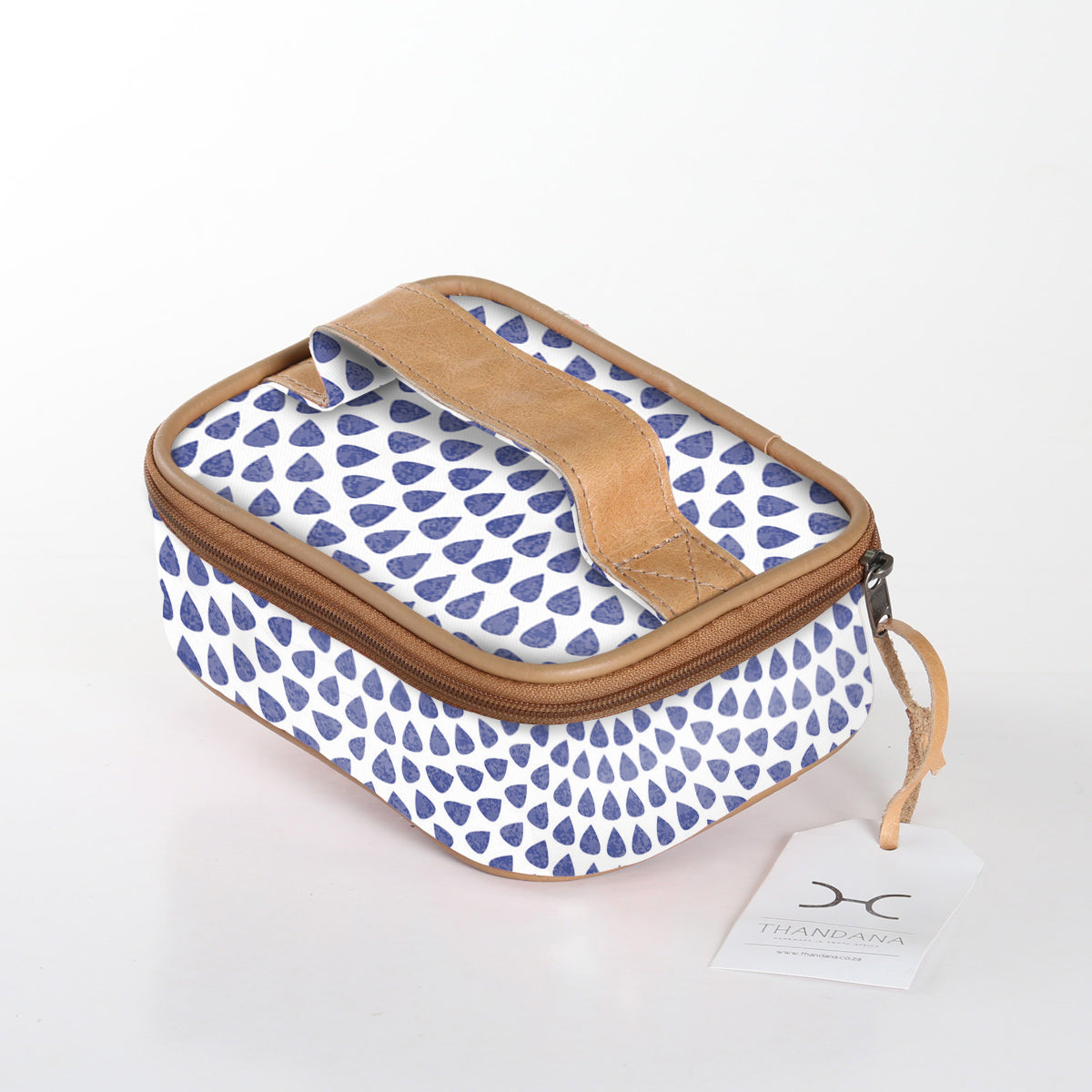 Kids Single Toiletry | Laminated Fabric with Genuine Leather Scale Away with me – Dazzling Blue / Chunky Zip (new)
