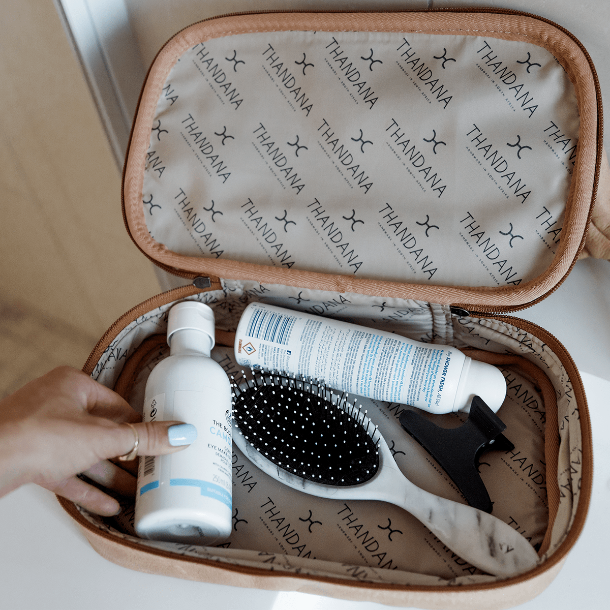 Kids Wash Bag | Laminated Fabric with Genuine Leather Vanity Fabric by Thandana