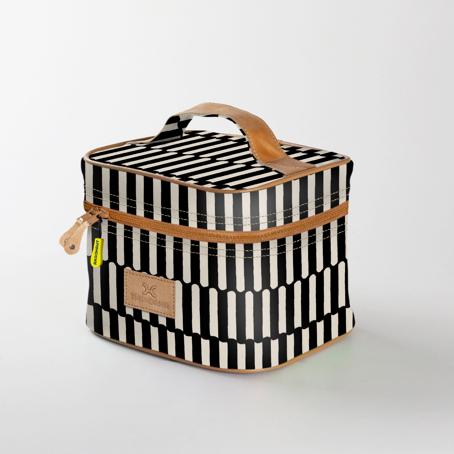 Mini decker cooler bag | laminated fabric with genuine leather - indie - pitch / chunky zip - mini double decker cooler