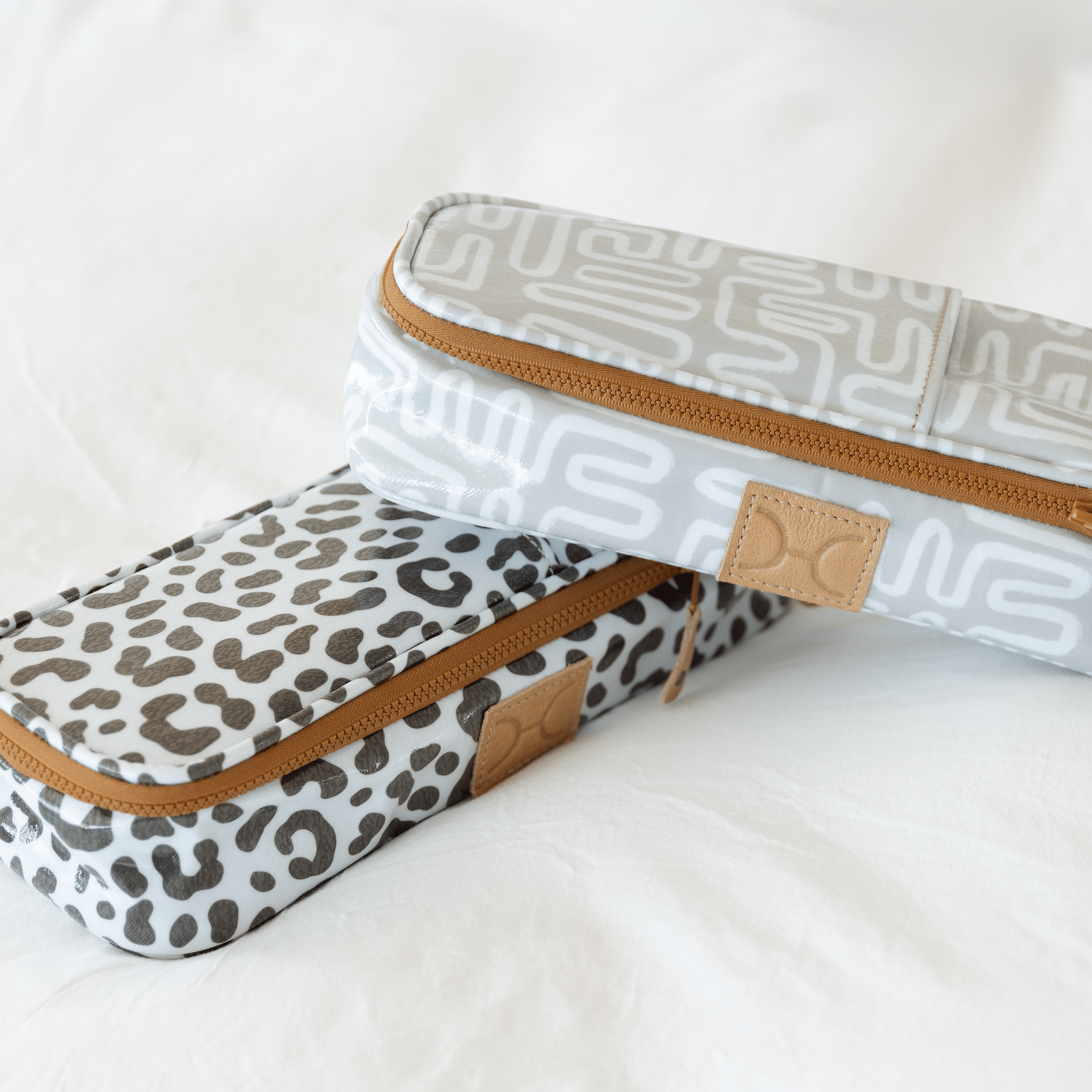 Mod Case Large | Laminated Fabric Vanity Fabric by Thandana