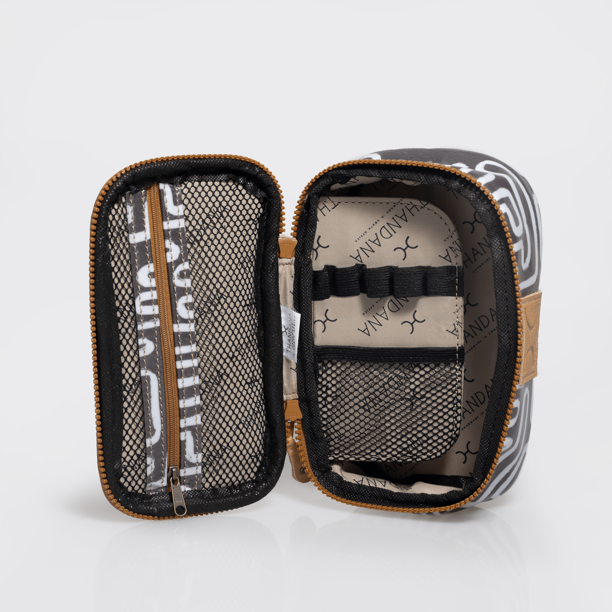 Mod Case Medium | Laminated Fabric Vanity Fabric by Thandana