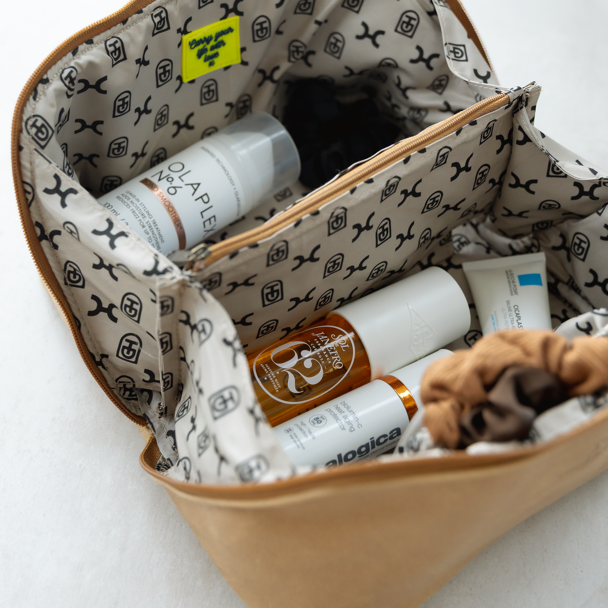 Side Mouth Maxi Vanity | Genuine Leather Vanity Bag by Thandana