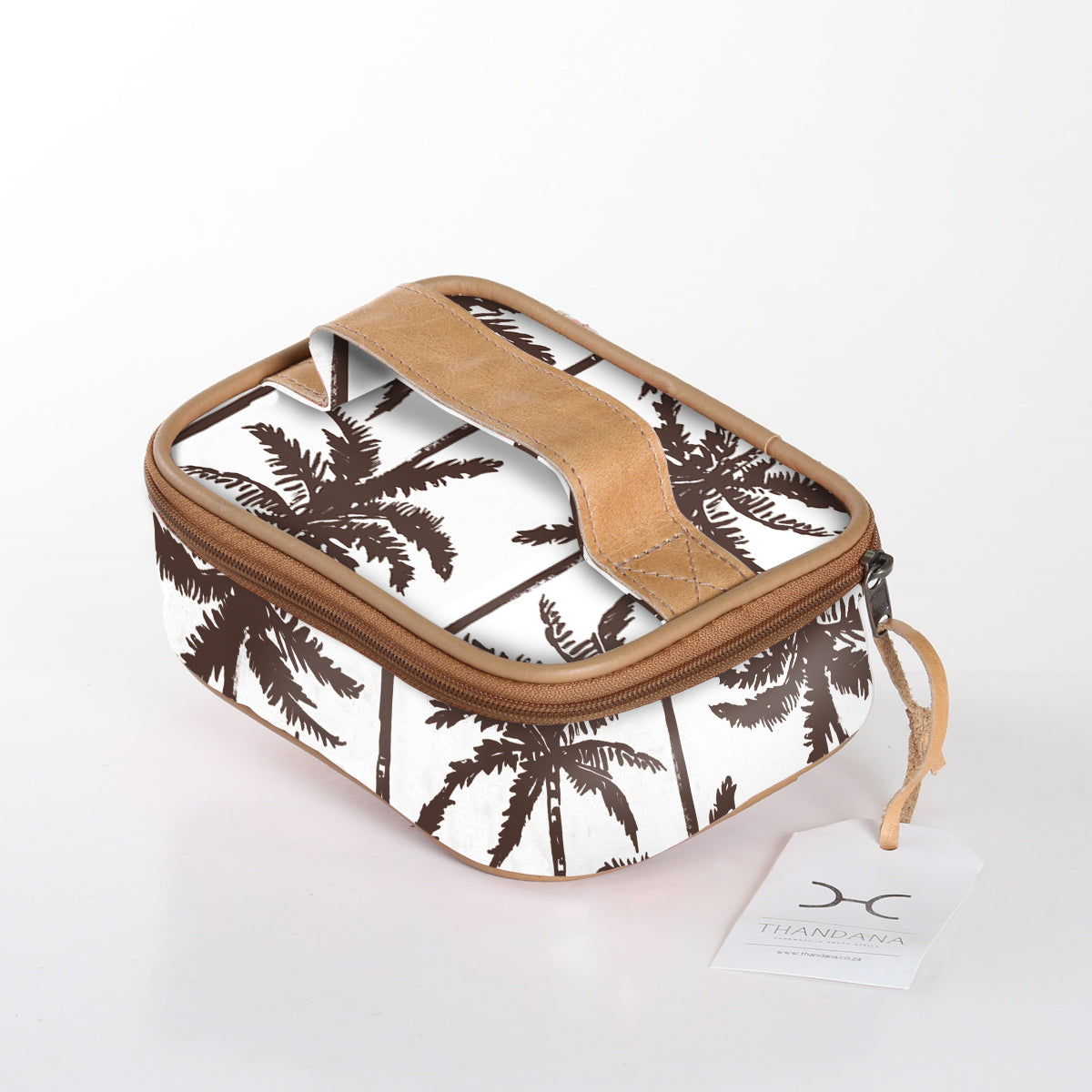 Single Toiletry | Laminated Fabric with Genuine Leather Palm – Neutral / Chunky Zip (new) Single Toiltery Fabric