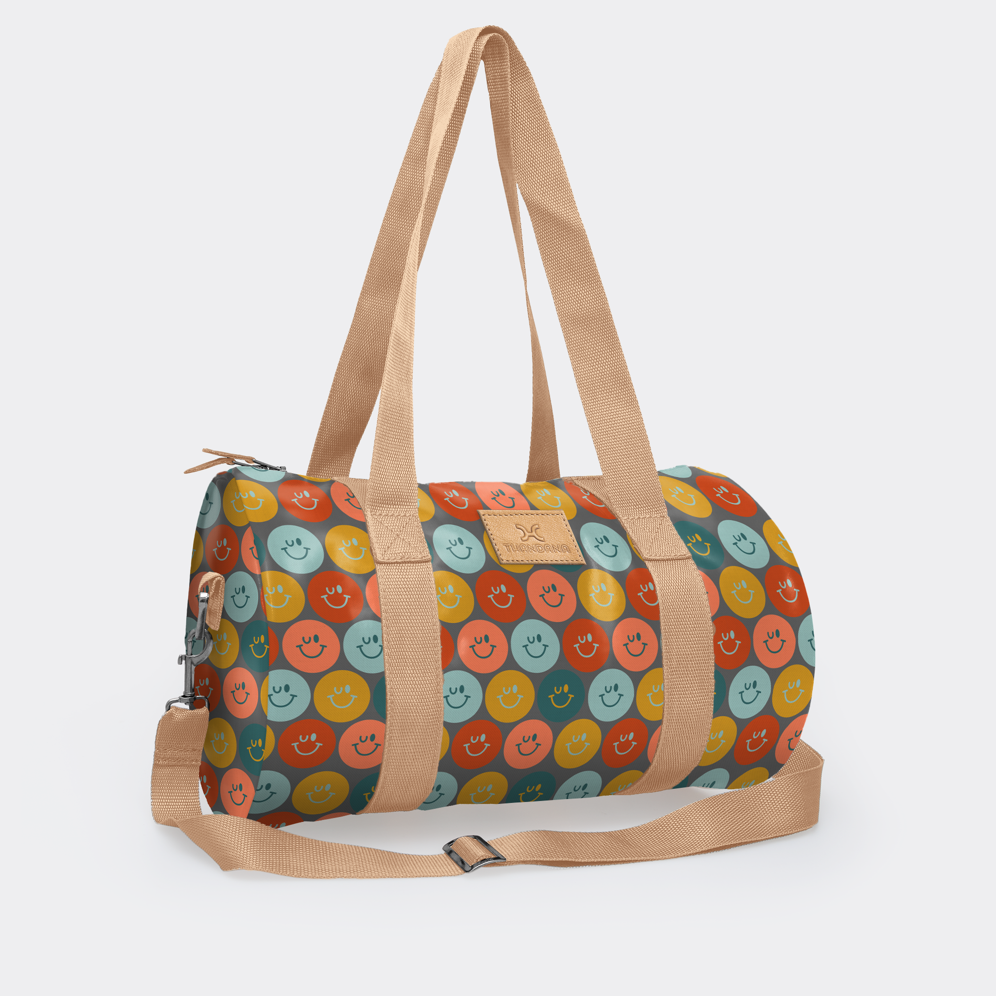 Sports & Gym Bag Beige Trim | Laminated Fabric Beige Webb - Smiley - Jet / Chunky Zip Luggage Bag by Thandana