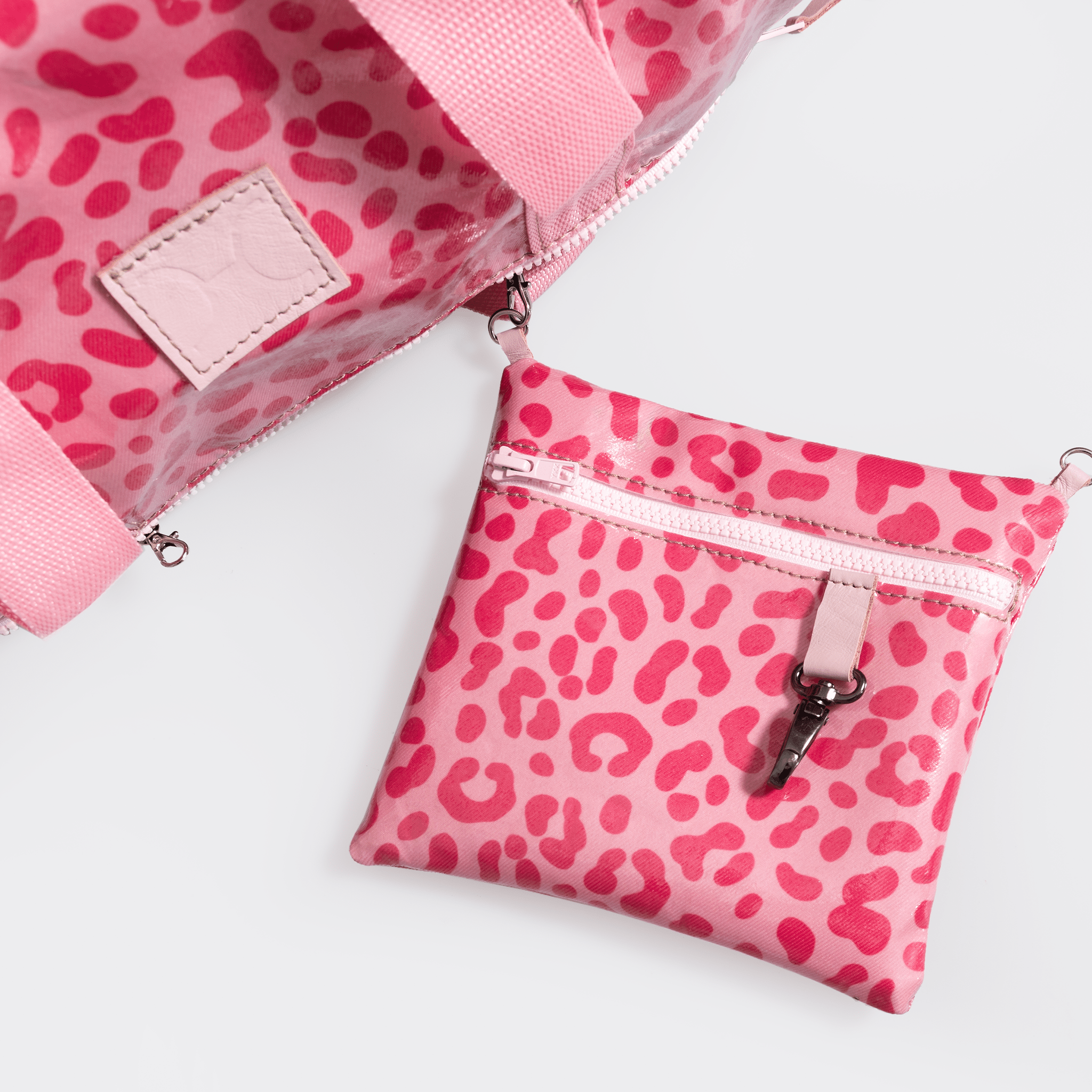 Sports & Gym Bag Pink Trim | Laminated Fabric Luggage Bag by Thandana