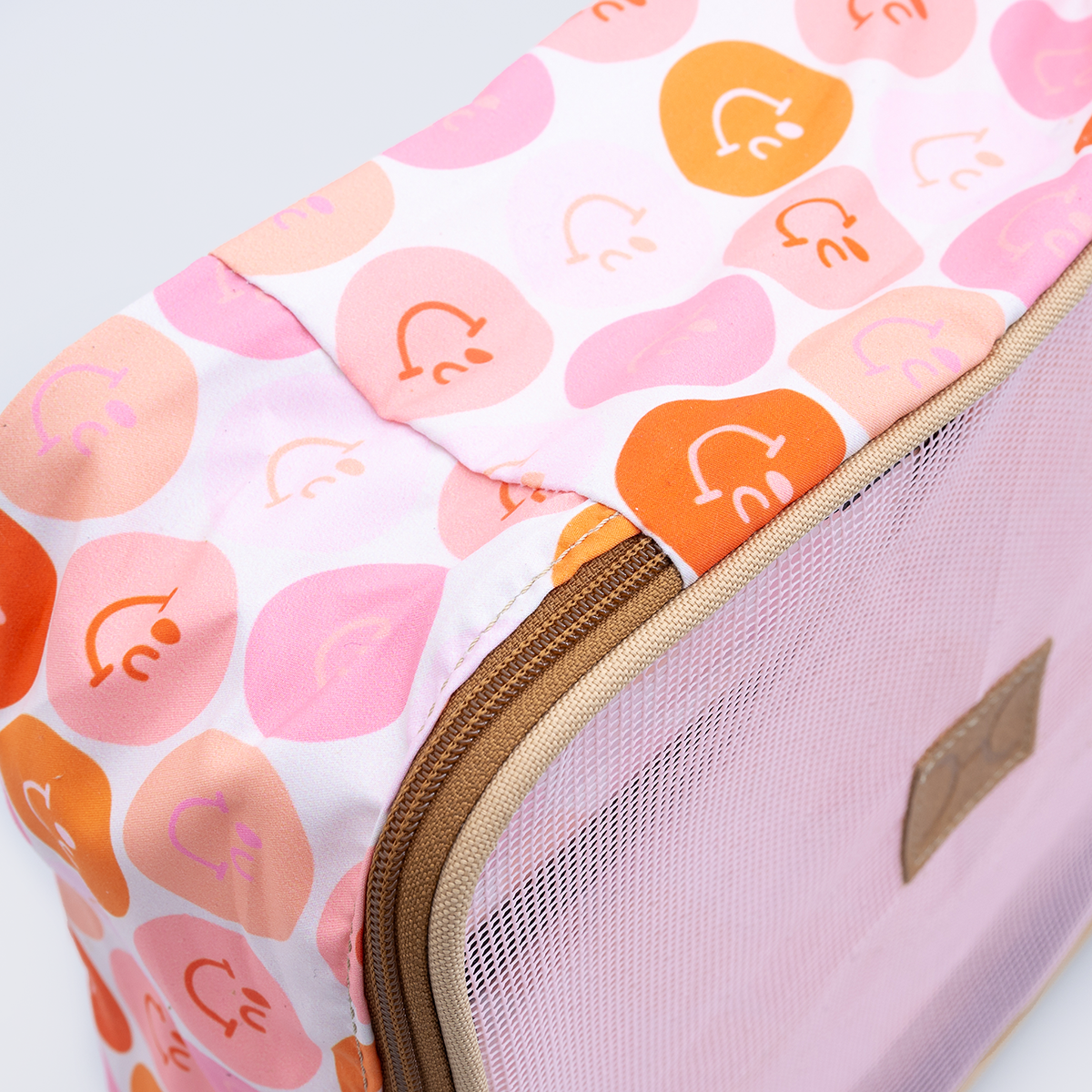 Travel Pods | Smiley Blush Smiley - Blush Travel Pods by Thandana