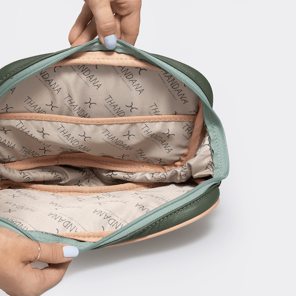 Vanity Unisex | Genuine Leather Vanity Bag by Thandana