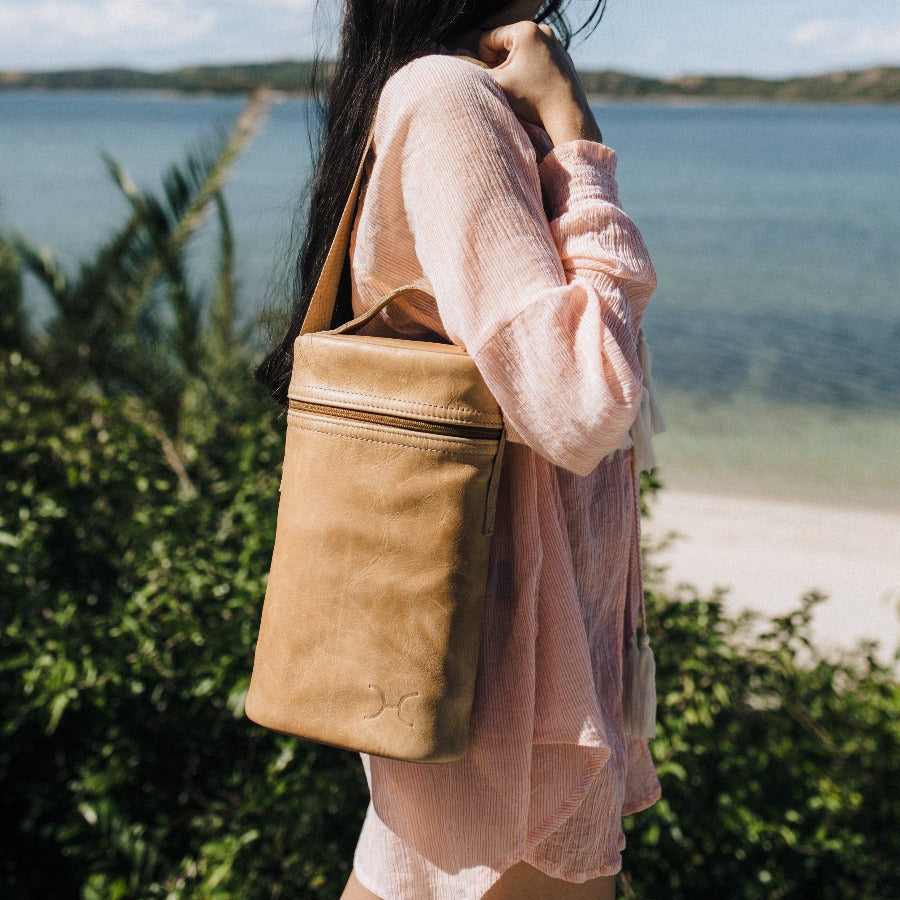 Wine Cooler Double | Genuine Leather | In Stock