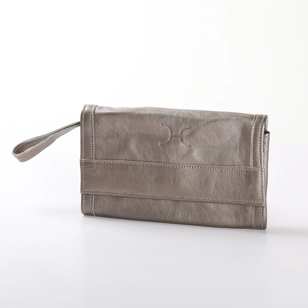 Travel Wallet | Leather